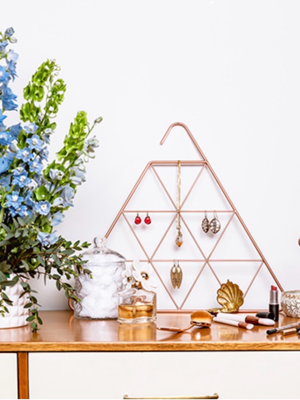 Rose Gold Triangle Jewelry Organizer Rack - Home Storage & Organization